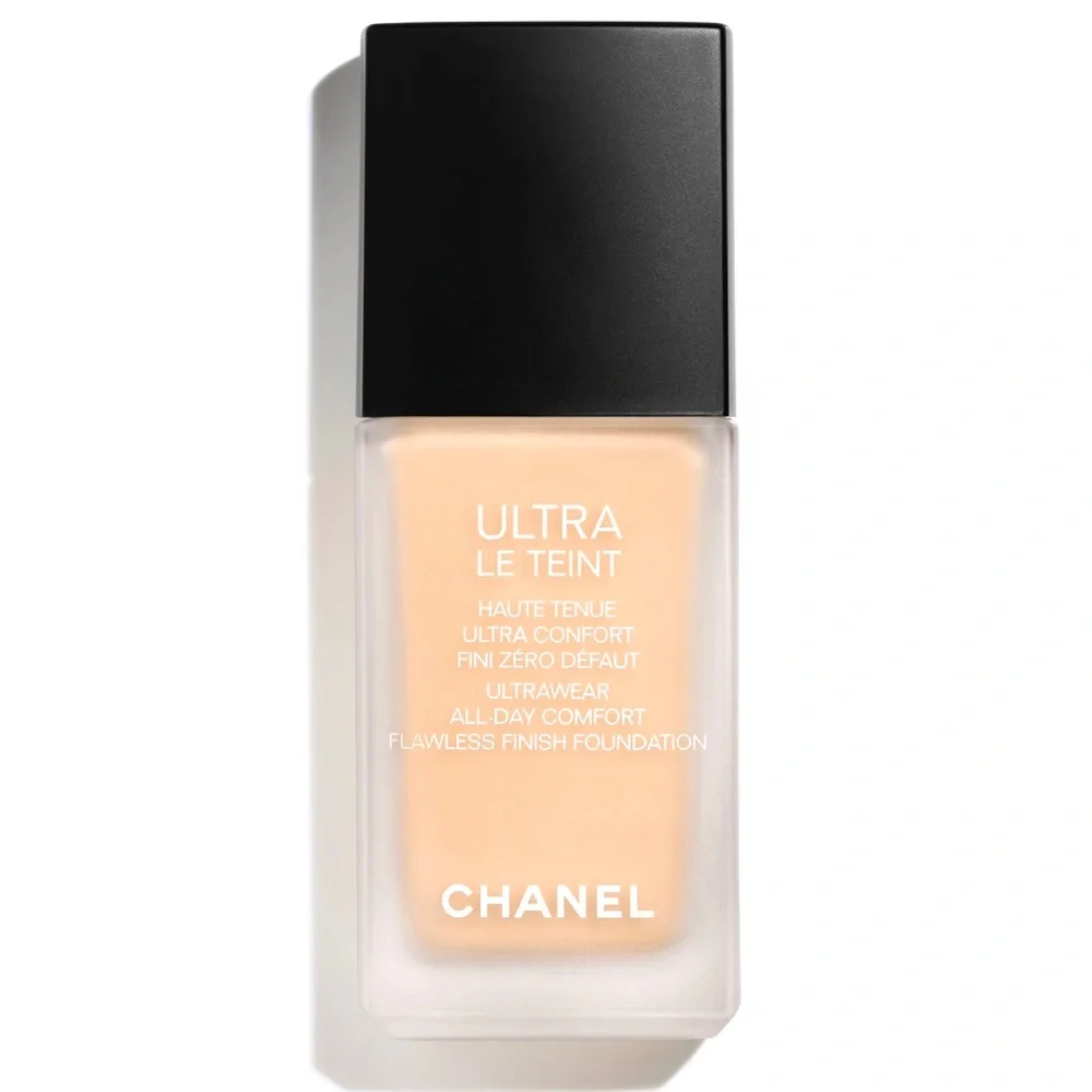 CHANEL Ultrawear All-Day Comfort Flawless Finish Foundation # BD 11. New